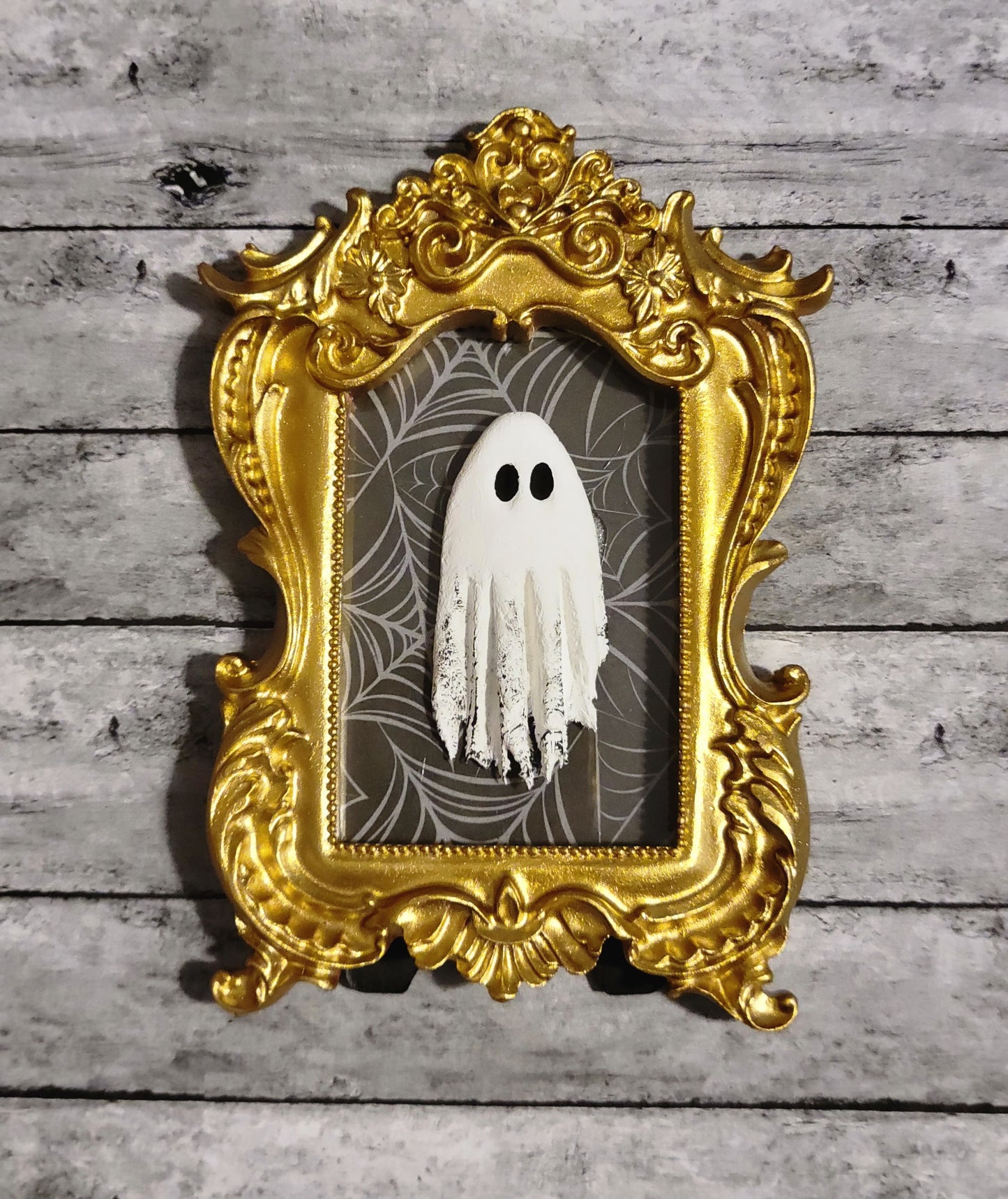 Mini Ghostie Vintage Embossed Rectangle Frames