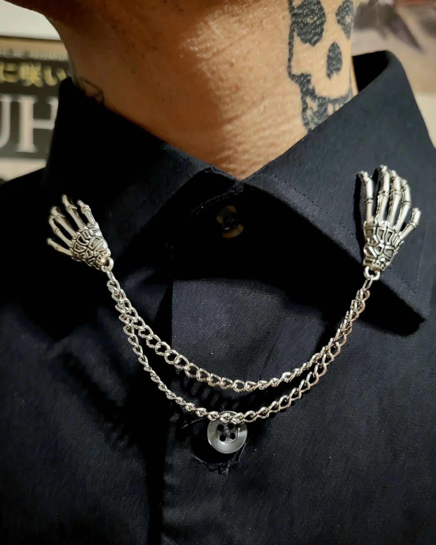 Skeleton 2025 hand chain